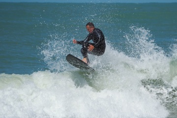 20220409 Moring Surf @ South Jetty