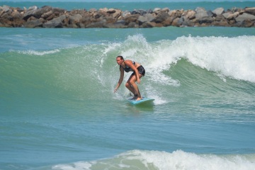 20220409 Moring Surf @ South Jetty