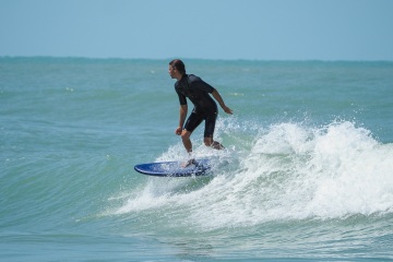 20220409 Moring Surf @ South Jetty