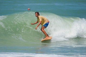 20220409 Moring Surf @ South Jetty