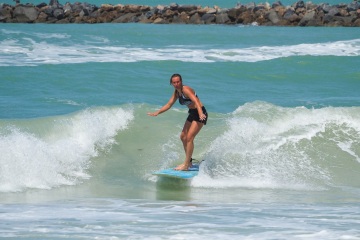 20220409 Moring Surf @ South Jetty