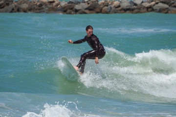 20220409 Moring Surf @ South Jetty
