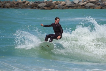 20220409 Moring Surf @ South Jetty