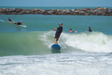 20220409 Moring Surf @ South Jetty