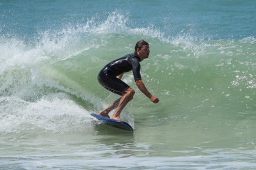 20220409 Moring Surf @ South Jetty