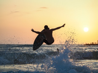 20220507 Afternoon and Evening Surf Photos @ South Jetty