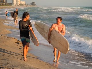 20220511-evening-surf-south-jetty-133