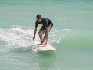 20220522 Surfing @ South Jetty