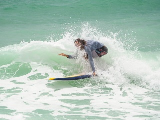 20220522 Surfing @ South Jetty