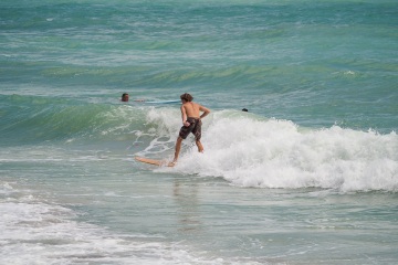 20220611-12-surf-photos