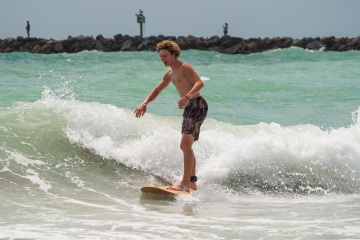 20220611-12-surf-photos