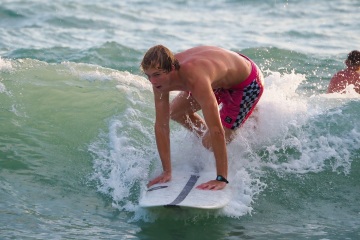 20220612-sunset-surfing-south-jetty
