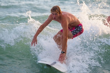 20220612-sunset-surfing-south-jetty