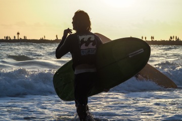 20220612-sunset-surfing-south-jetty
