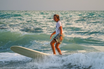 20220612-sunset-surfing-south-jetty