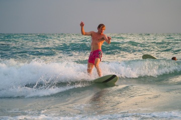 20220612-sunset-surfing-south-jetty