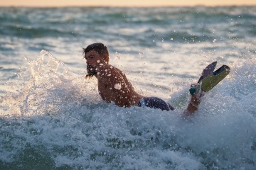 20220612-sunset-surfing-south-jetty