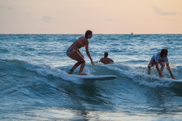 20220612-sunset-surfing-south-jetty