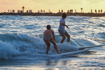 20220612-sunset-surfing-south-jetty
