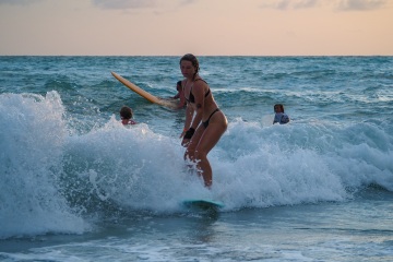 20220612-sunset-surfing-south-jetty