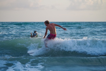 20220612-sunset-surfing-south-jetty