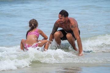 20220821-vilano-skim-comp