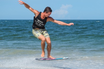 20220821-vilano-skim-comp