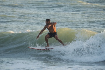20230501-Evening-Surf-South-Jetty
