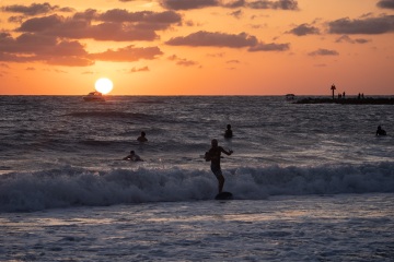 20230501-Evening-Surf-South-Jetty