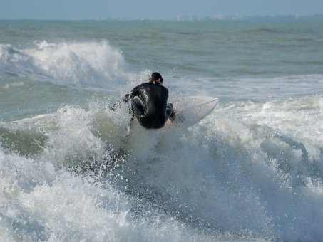 jsarasota 20240110-Surf-Skim-North-Jetty