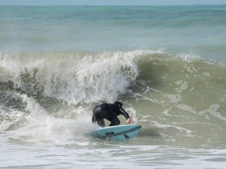 jsarasota 20240110-Surf-Skim-North-Jetty