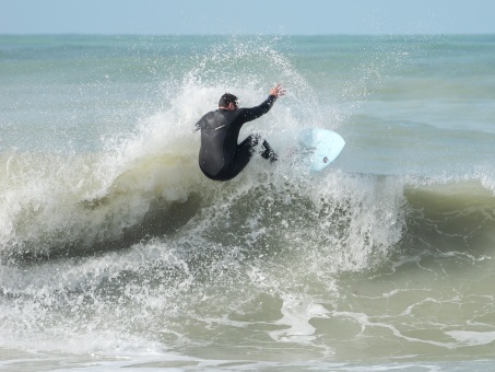 jsarasota 20240110-Surf-Skim-North-Jetty