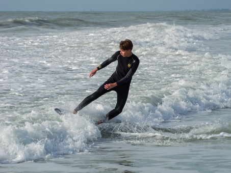 jsarasota 20240110-Surf-Skim-North-Jetty