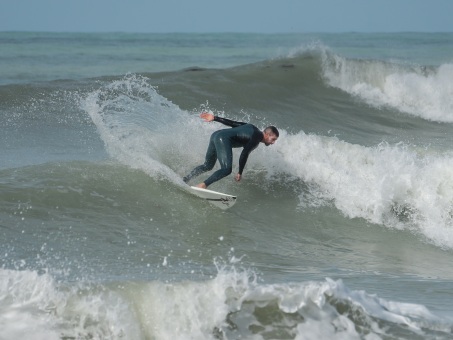 jsarasota 20240110-Surf-Skim-North-Jetty