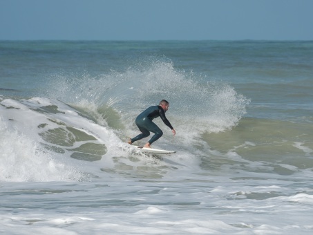 jsarasota 20240110-Surf-Skim-North-Jetty