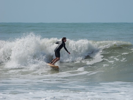 jsarasota 20240110-Surf-Skim-North-Jetty