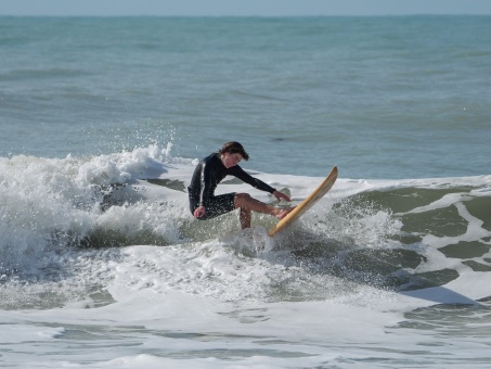 jsarasota 20240110-Surf-Skim-North-Jetty