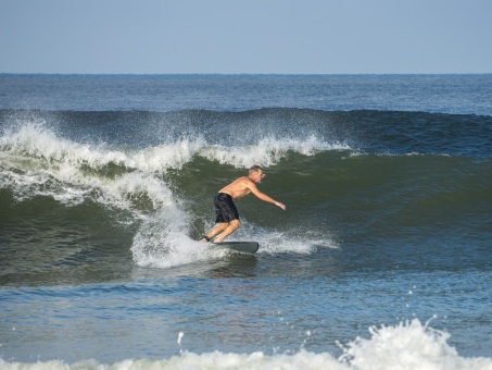 20240912-Surfing-North-Jetty