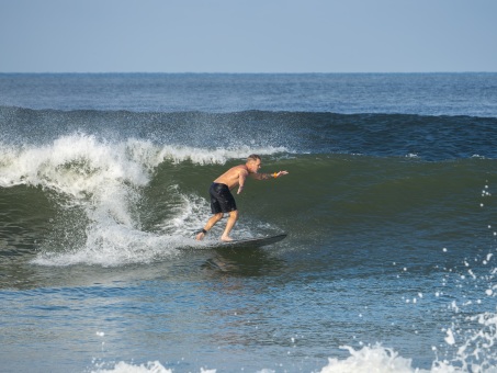 20240912-Surfing-North-Jetty