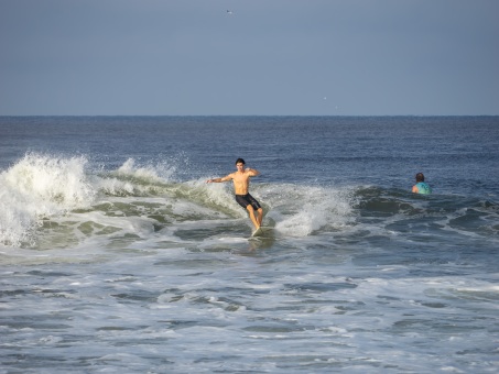 20240912-Surfing-North-Jetty