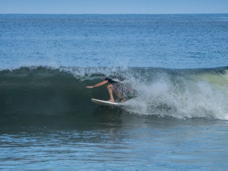 20240912-Surfing-North-Jetty