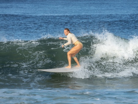 20240912-Surfing-North-Jetty