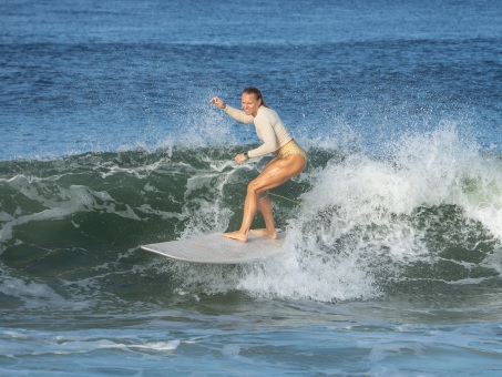 20240912-Surfing-North-Jetty