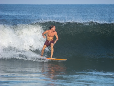 20240912-Surfing-North-Jetty