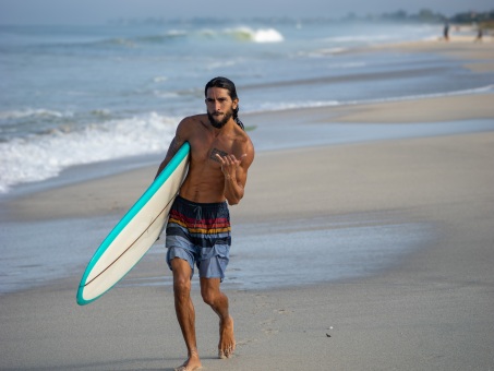 20240912-Surfing-North-Jetty