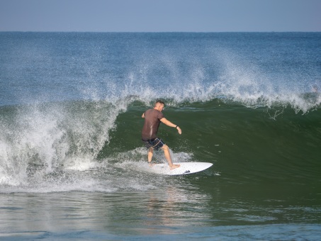 20240912-Surfing-North-Jetty