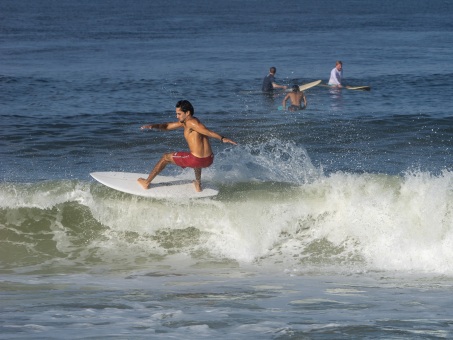 20240912-Surfing-North-Jetty