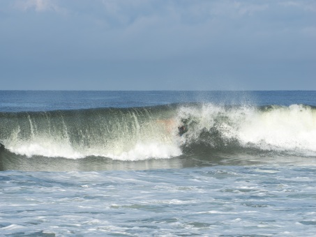 20240912-Surfing-North-Jetty