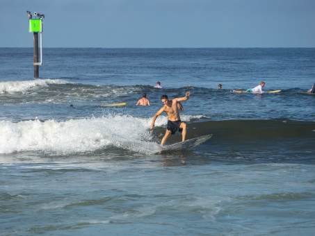 20240912-Surfing-North-Jetty