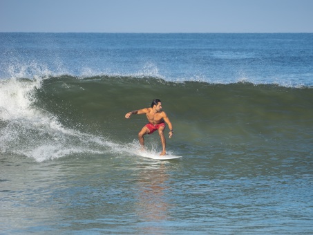 20240912-Surfing-North-Jetty